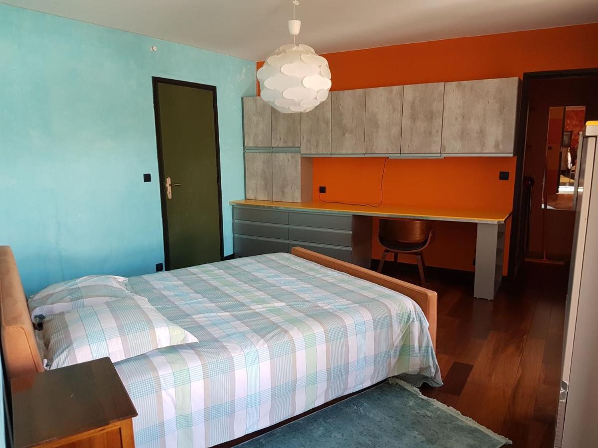 Spacieuse Maison Urbaine Proche Du Centre Ville Béthune エクステリア 写真